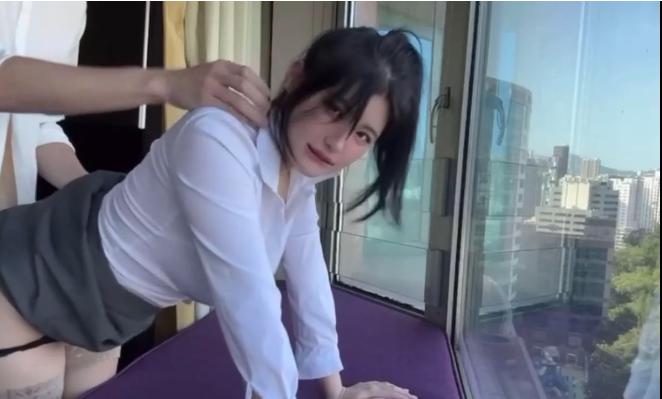Chiu khong noi voi thu ky cua sep